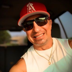 Meet your Posher, Tony